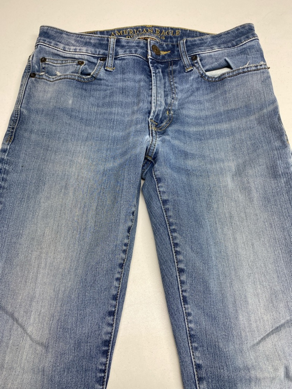 American Eagle Outfitters Men’s Light Blue Slim Jeans